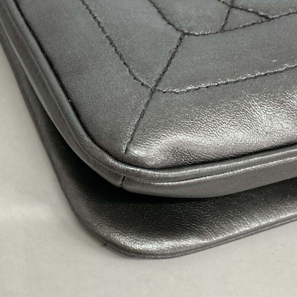 CHANEL Silver Lambskin Leather Shoulder Bag - Picture 6 of 10